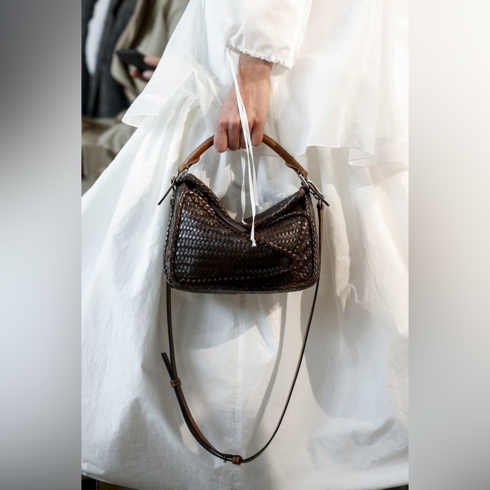 ISO this 2019 woven puzzle bag